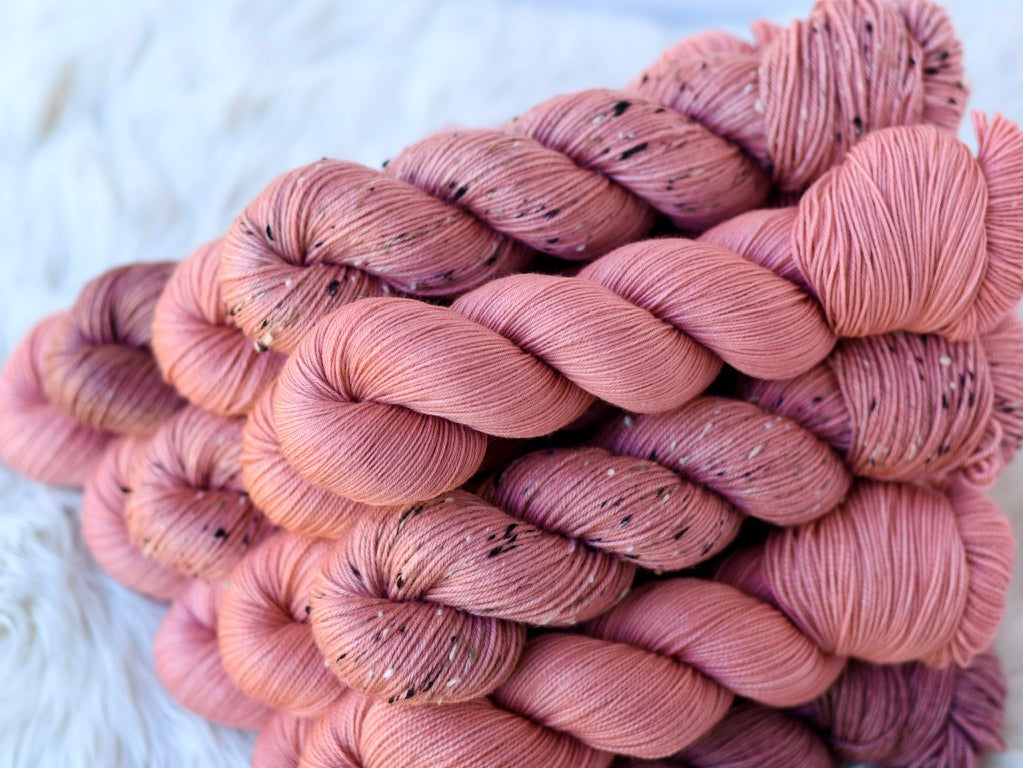 SW Merino Silk Cashmere yarn, 4-ply, Fingering weight, 100 g, FORBIDDEN