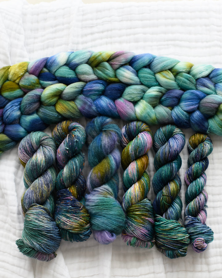 CYGNUS CONSTELLATION - Traveling the Universe