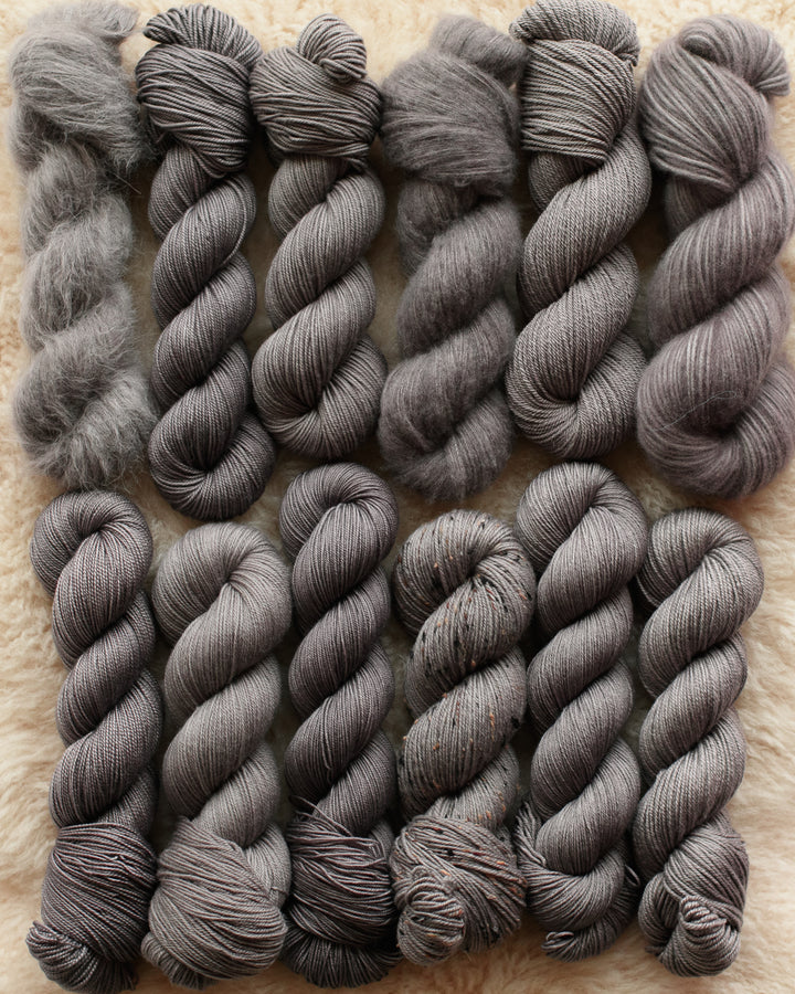 THE STONES - OUTLANDER PRE-ORDER